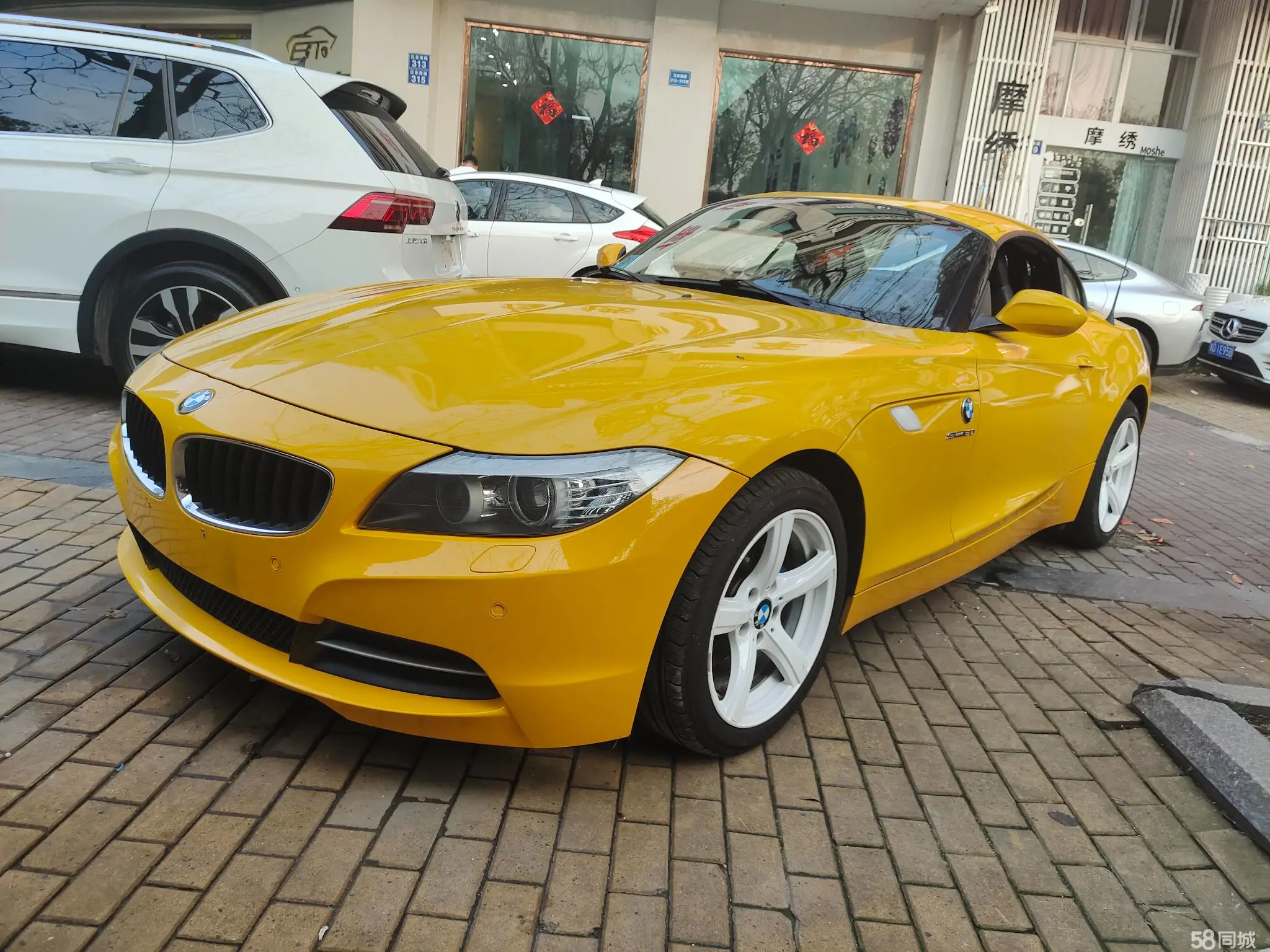 BMW Z4 2012 BMW Z4 2012 car image
