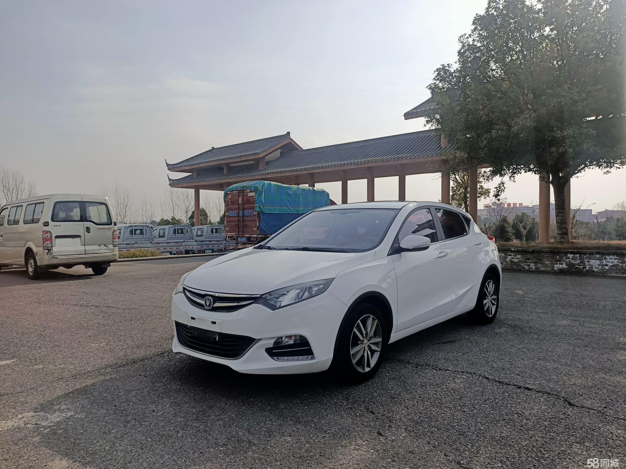 Changan Eado XT 2016 car image 