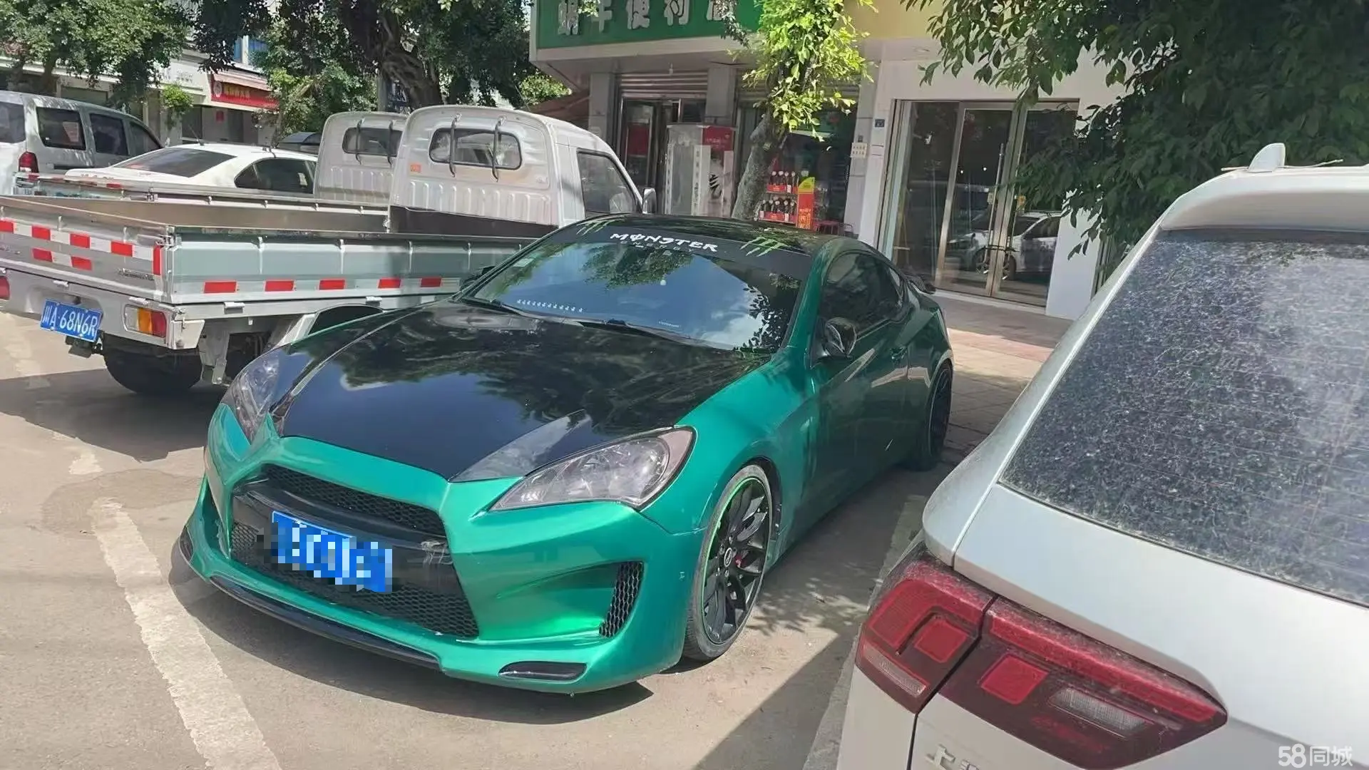 Hyundai Rohens-Coupe 2010 Hyundai Rohens-Coupe 2010 car image