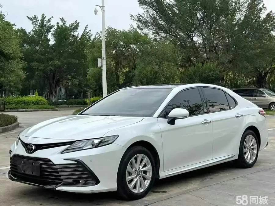 Toyota Camry 2023 Toyota Camry 2023 car image