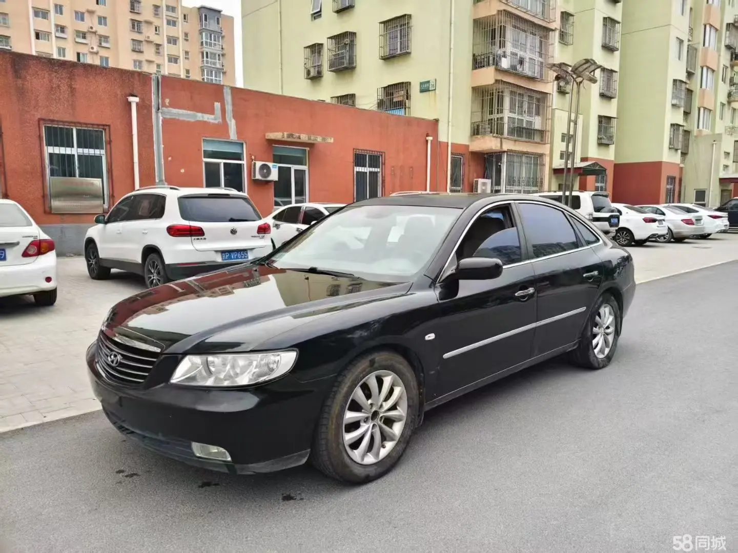 Hyundai Genesis 2008 car image 