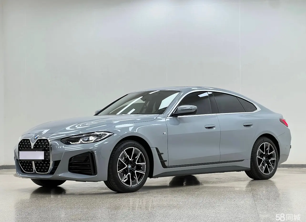 BMW 4 Series 2023 immagine di auto 