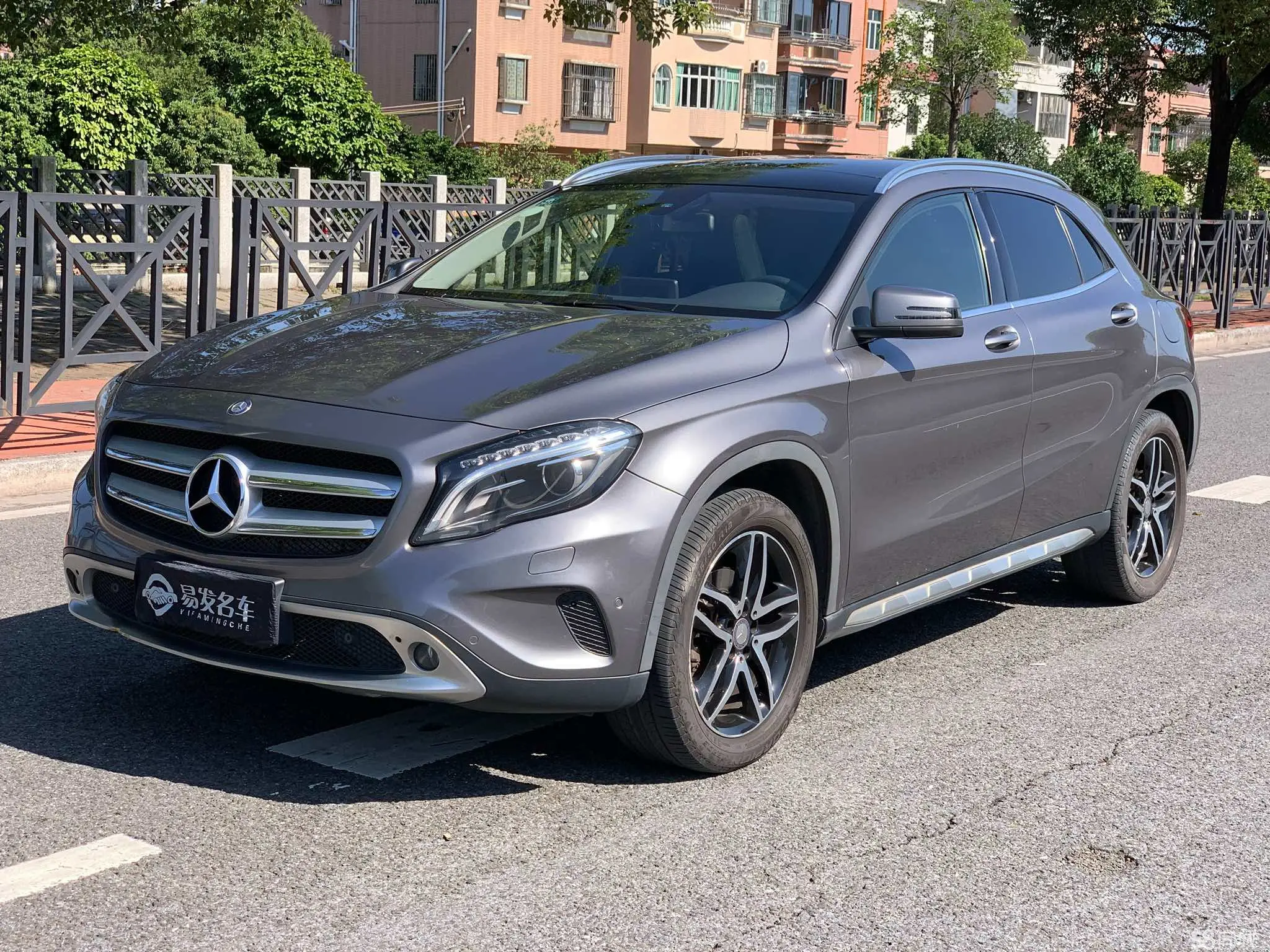 Mercedes-Benz GLA Class 2017 汽车图片 
