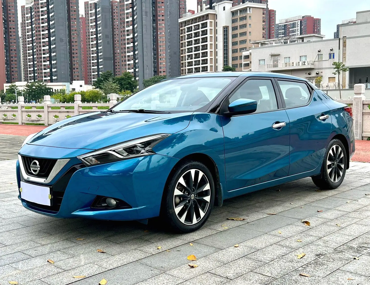 Nissan Lannia 2017 汽车图片 