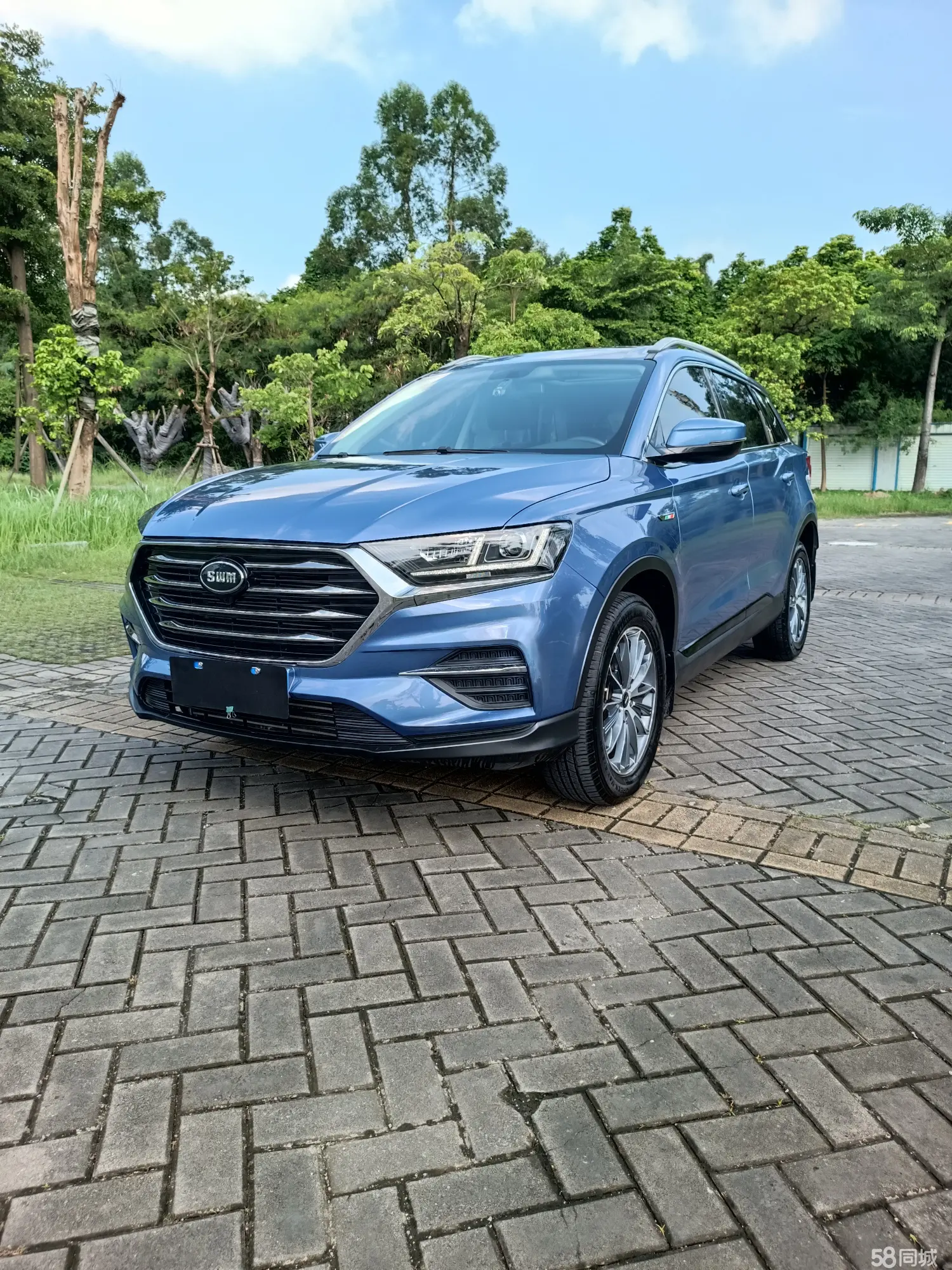 SWM Iron Man 2018 汽车图片 