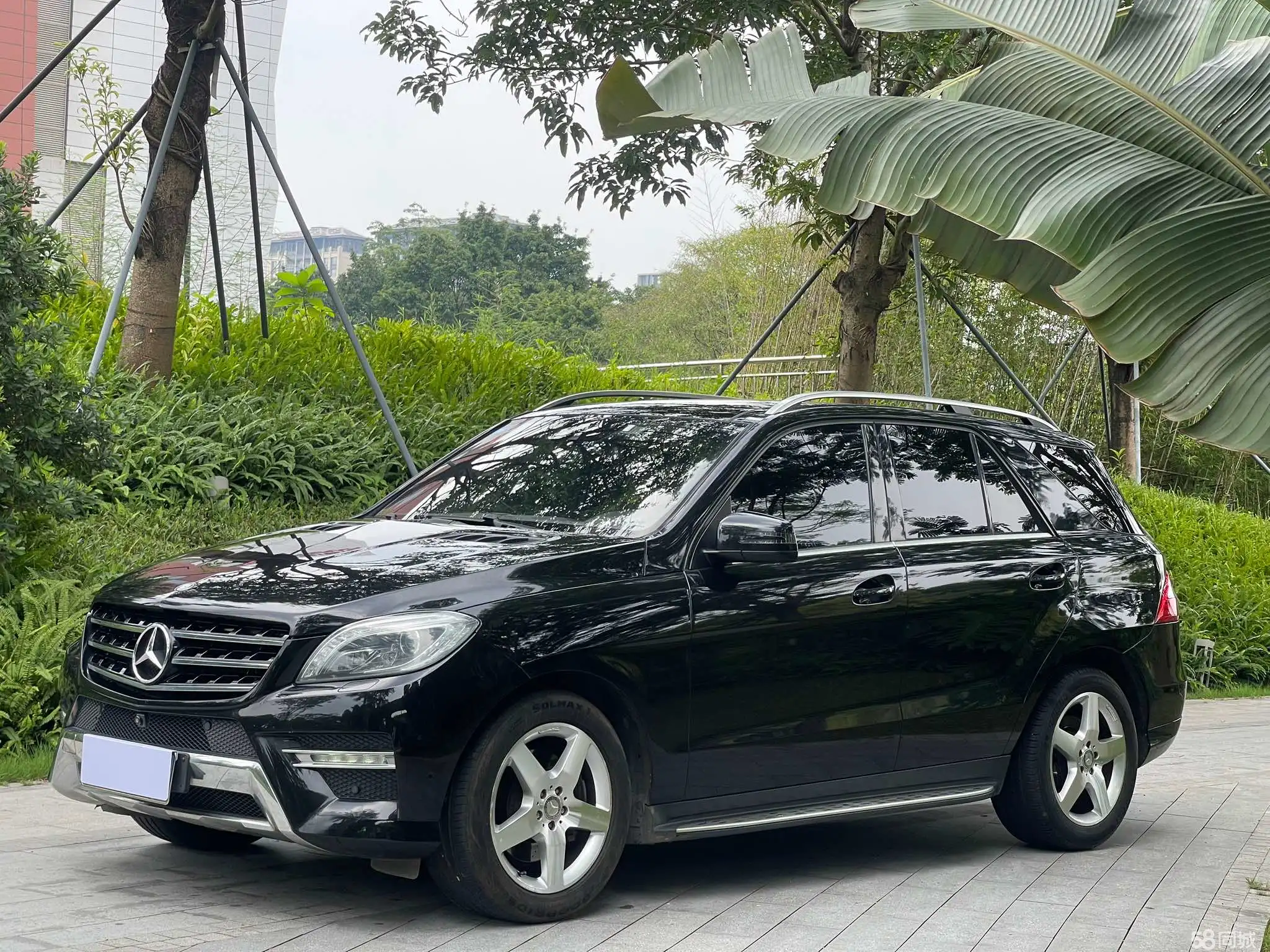 Mercedes-Benz M Class 2014 car image 