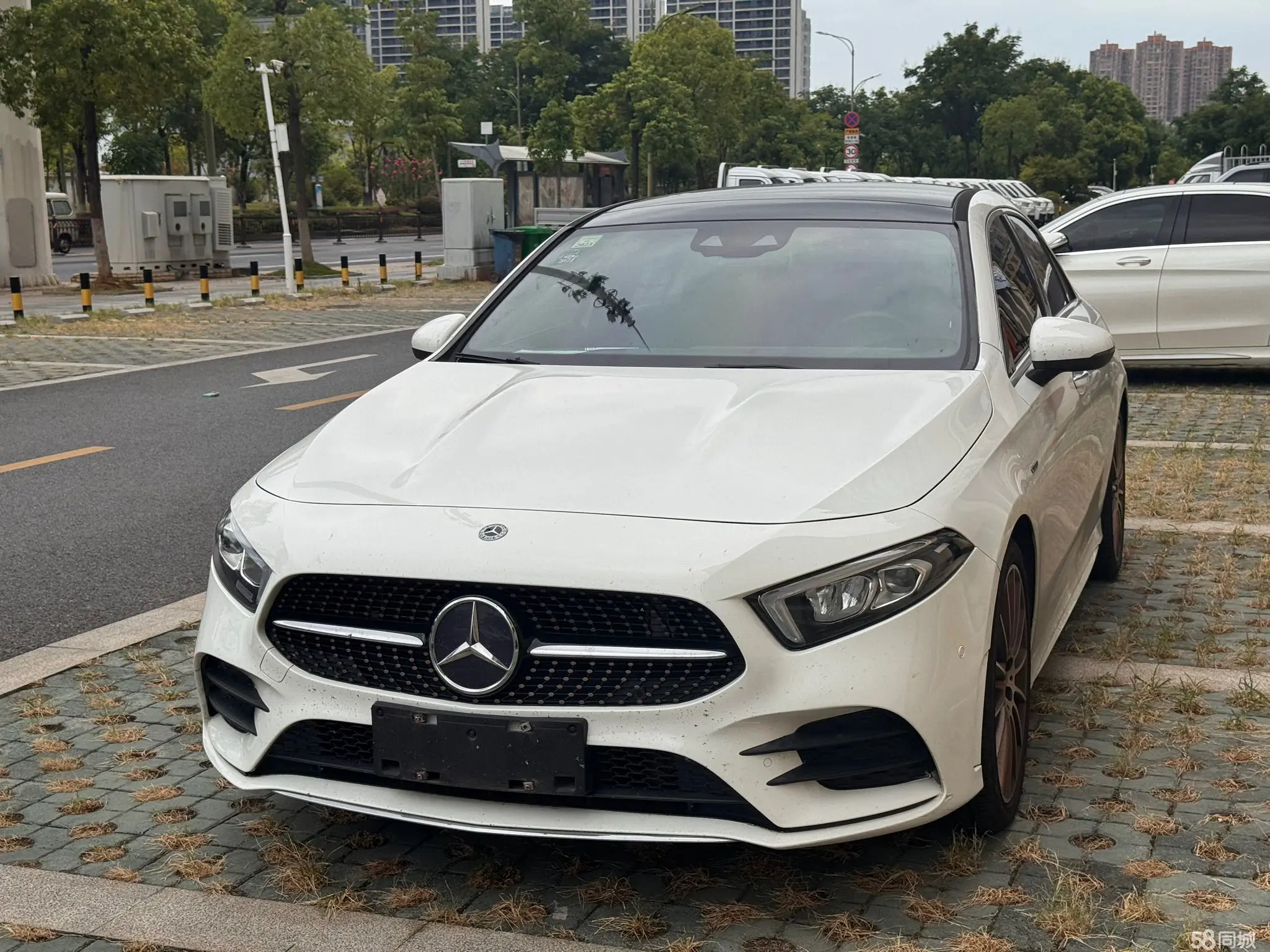 Mercedes-Benz A Class 2018 car image 