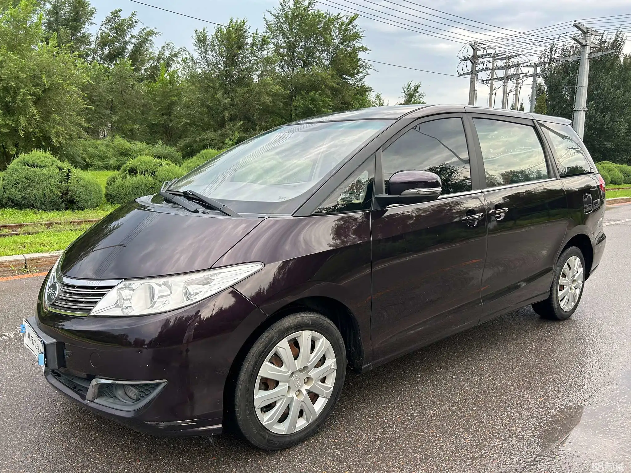 BYD M6 2016 car image 