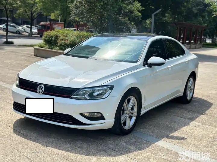 Volkswagen Lamando 2015 Volkswagen Lamando 2015 immagine di auto