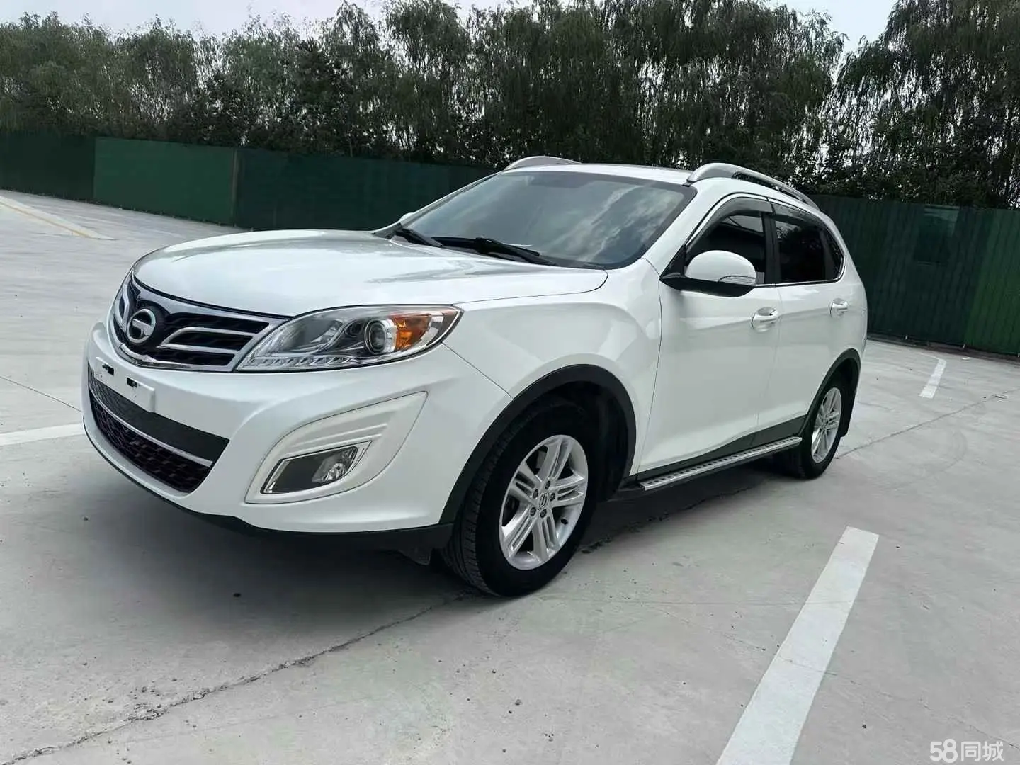 GAC Trumpchi GS5 2014 GAC Trumpchi GS5 2014 car image