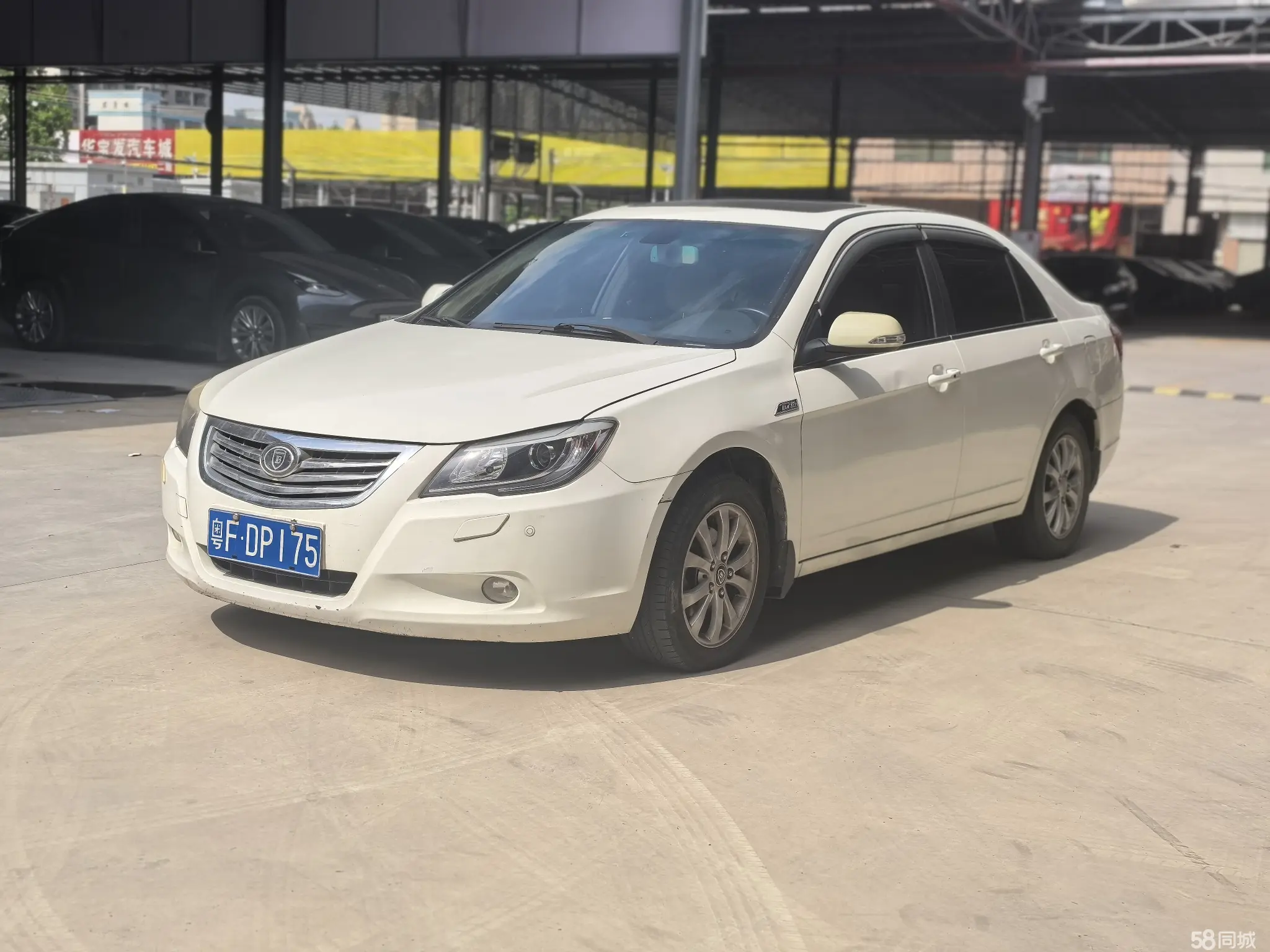 BYD G6 2012 car image 