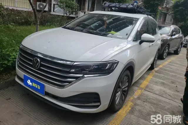Volkswagen Viloran 2022 immagine di auto 