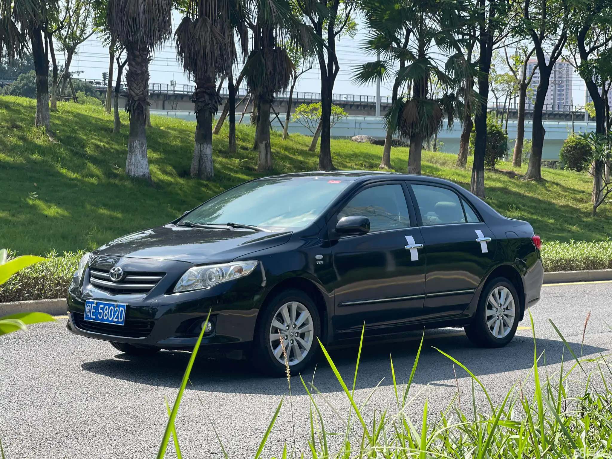 Toyota Corolla 2010 Toyota Corolla 2010 car image