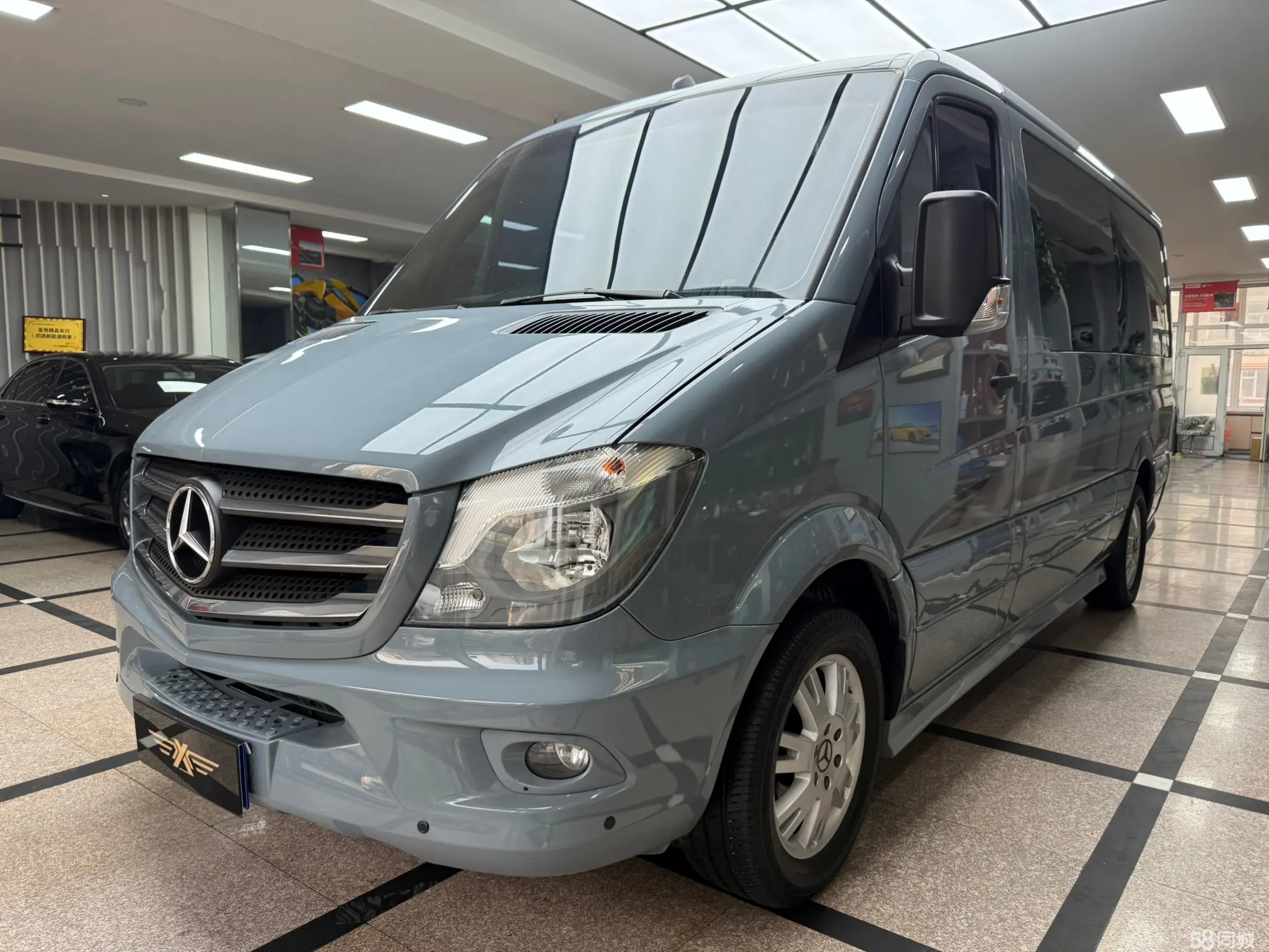 Mercedes-Benz Sprinter 2017 car image 