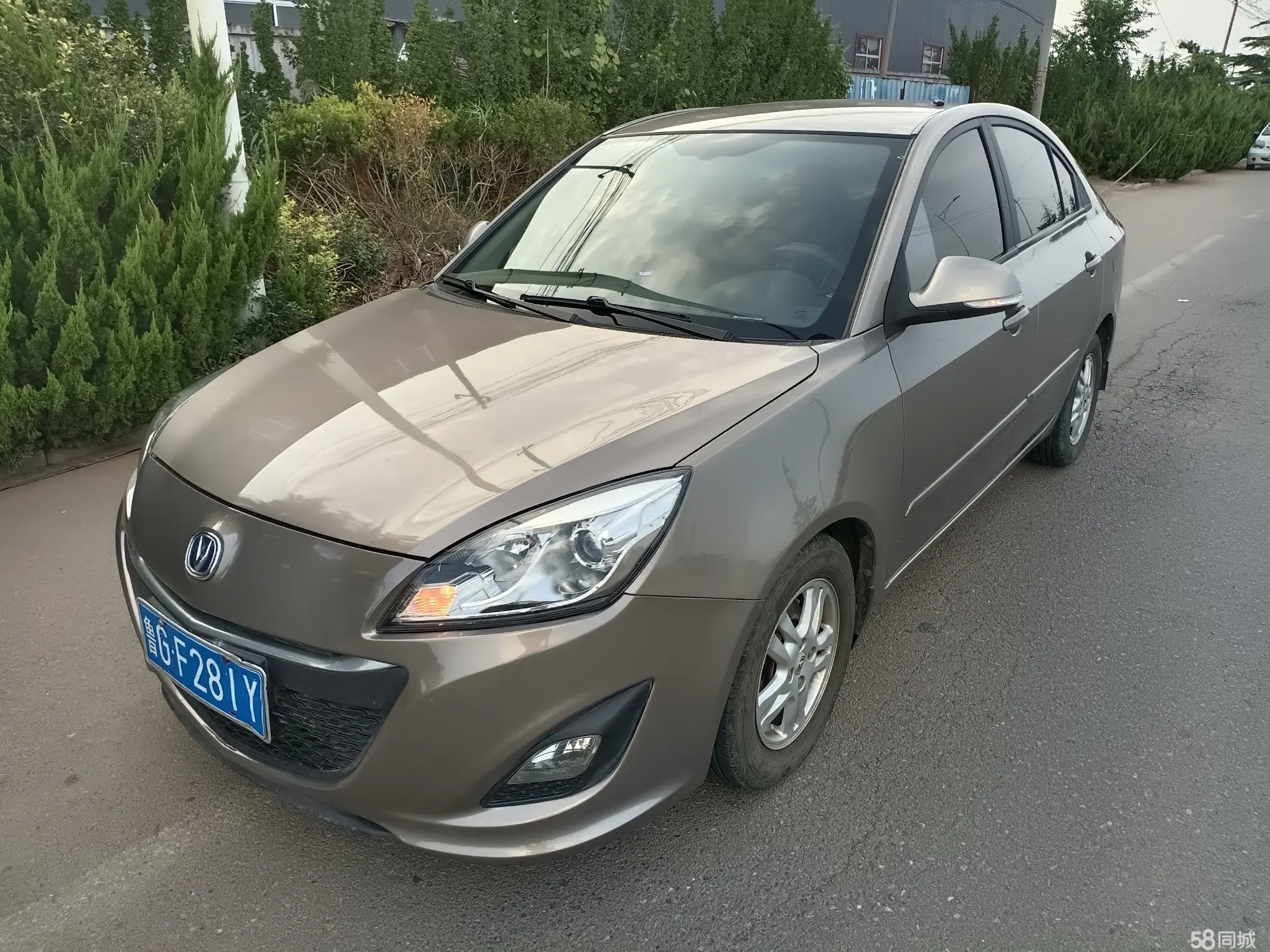 Changan Alsvin V5 2013 car image 