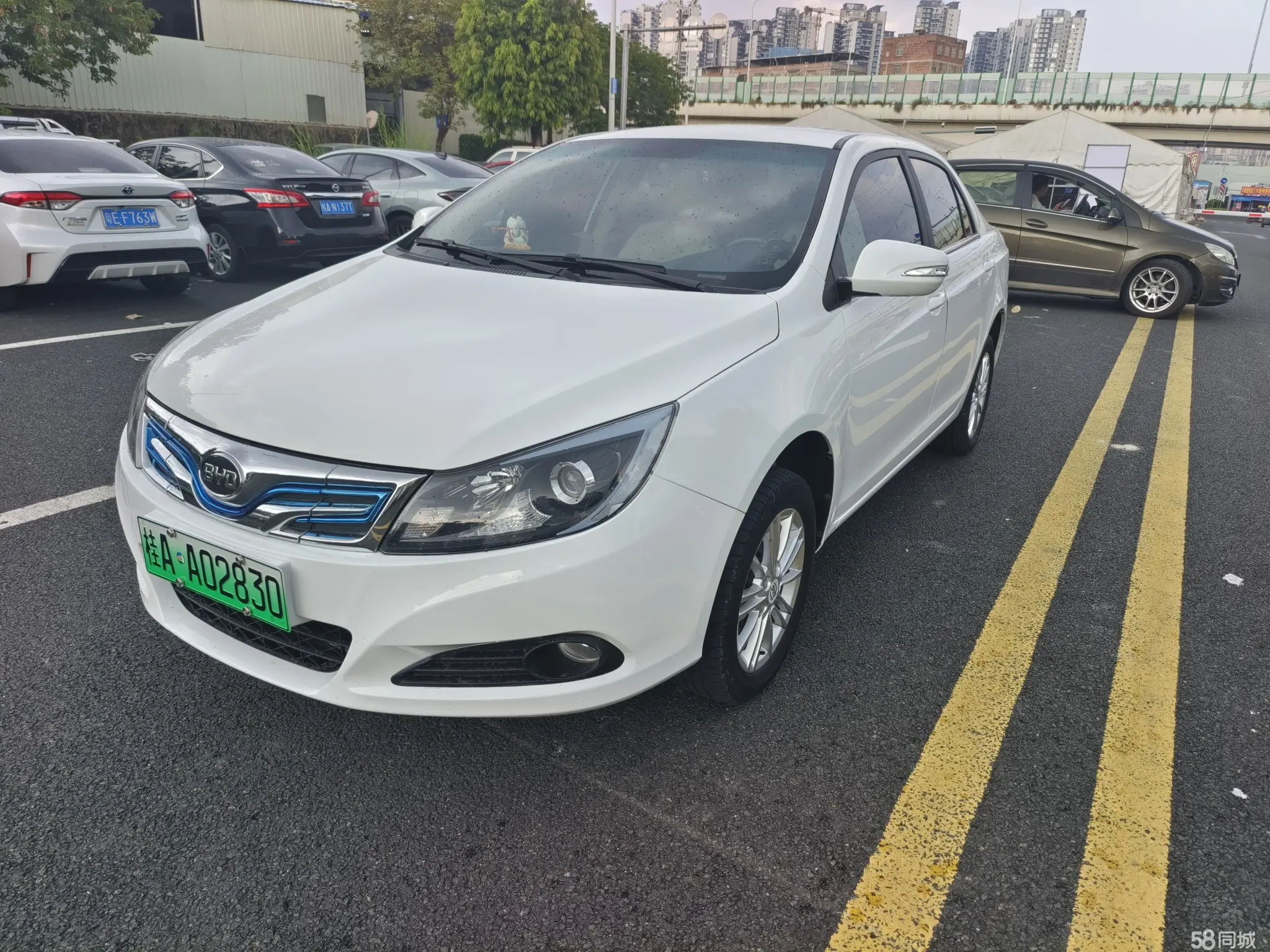 BYD e5 2018 car image 
