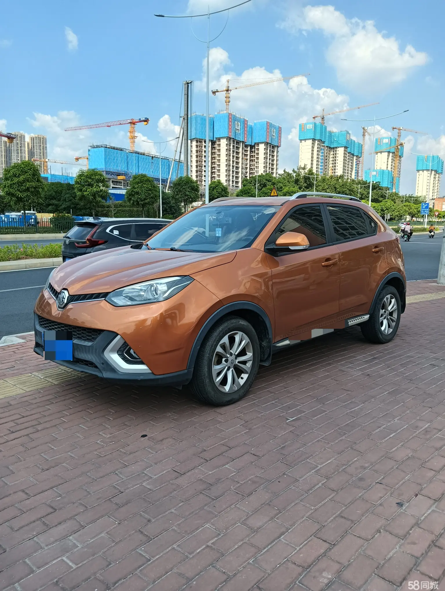 MG GS 2016 MG GS 2016 car image