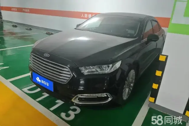 Ford Taurus 2017 car image 