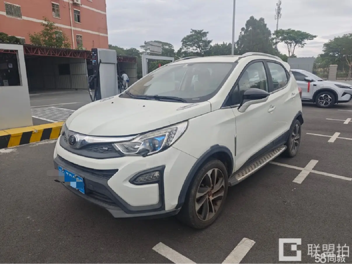 BYD Yuan 2016 car image 