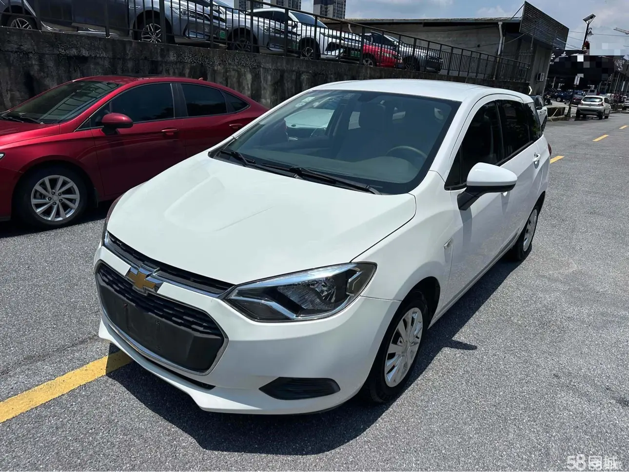 Chevrolet Lova RV 2018 car image 