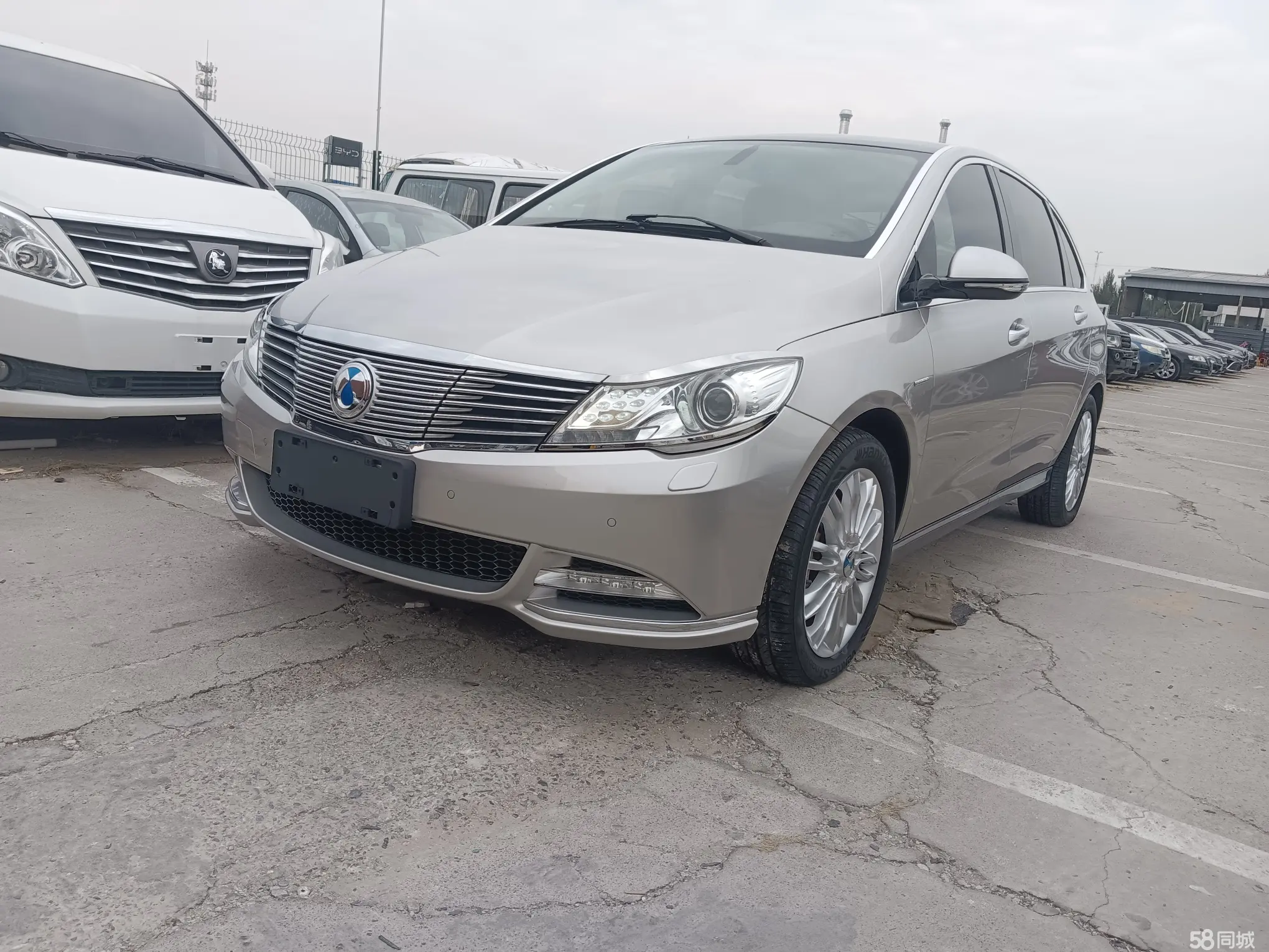 Denza DENZA 2016 car image 