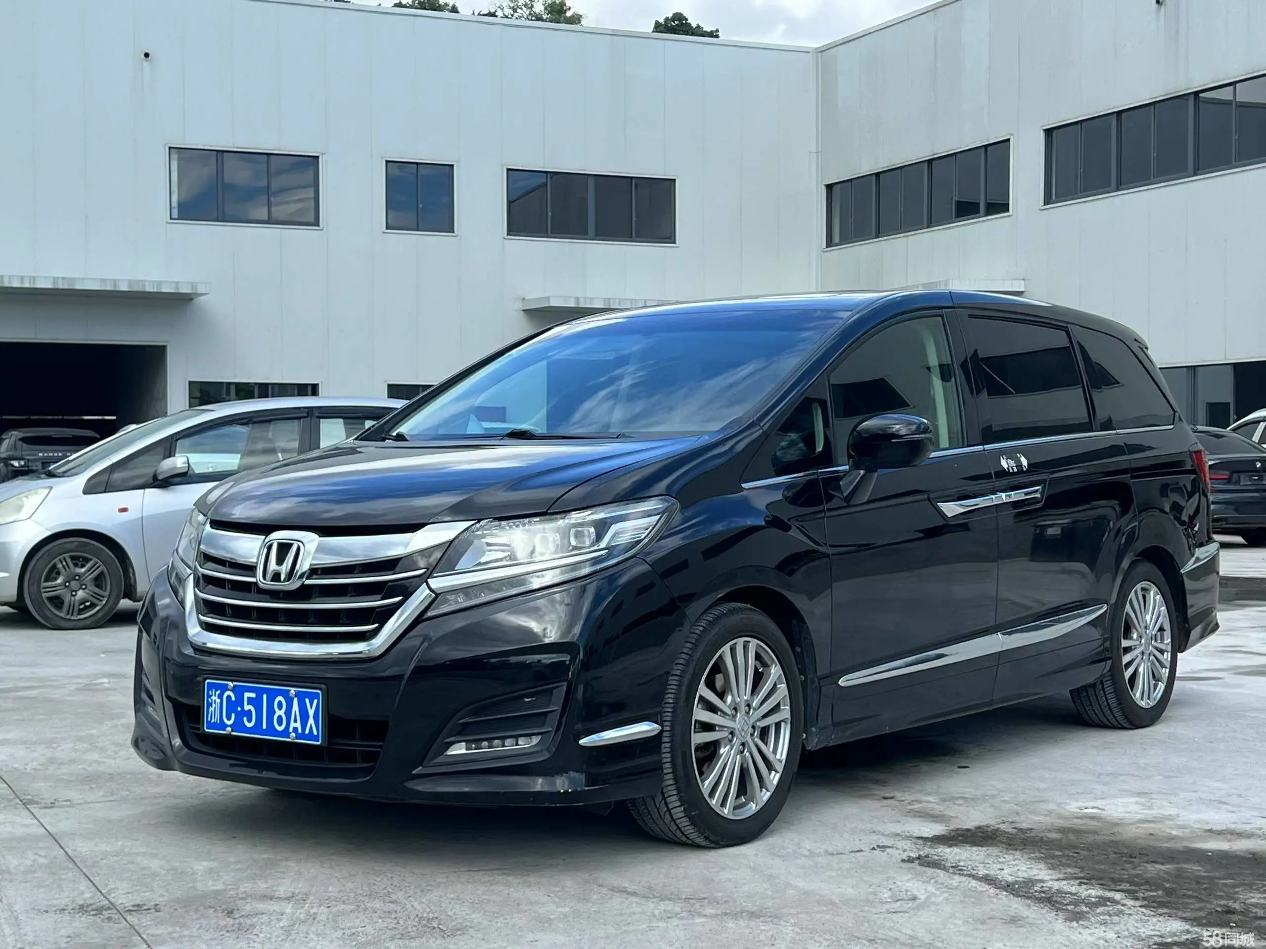 Honda Elysion 2018 Honda Elysion 2018 car image