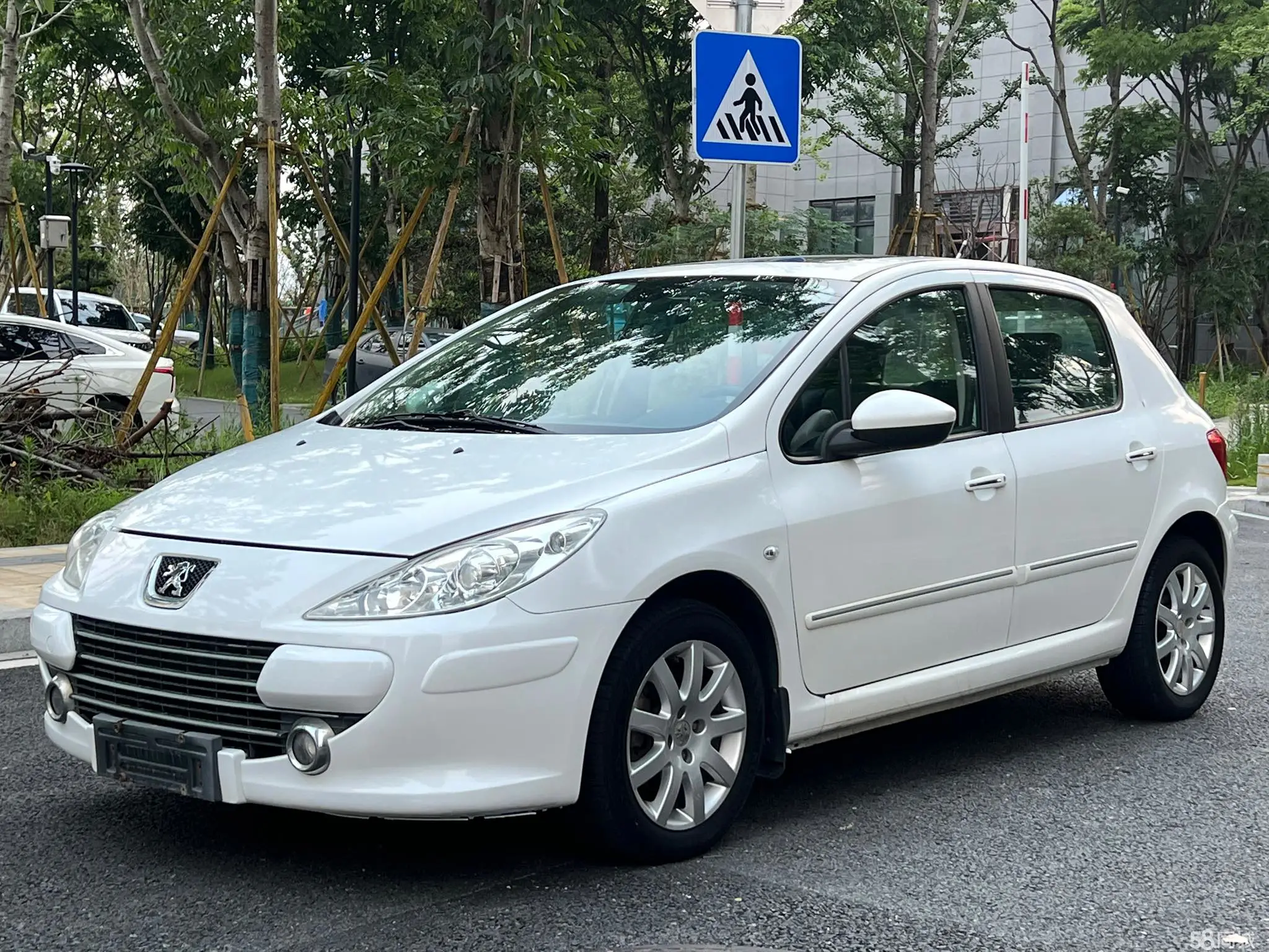 Peugeot 307 2013 汽车图片 