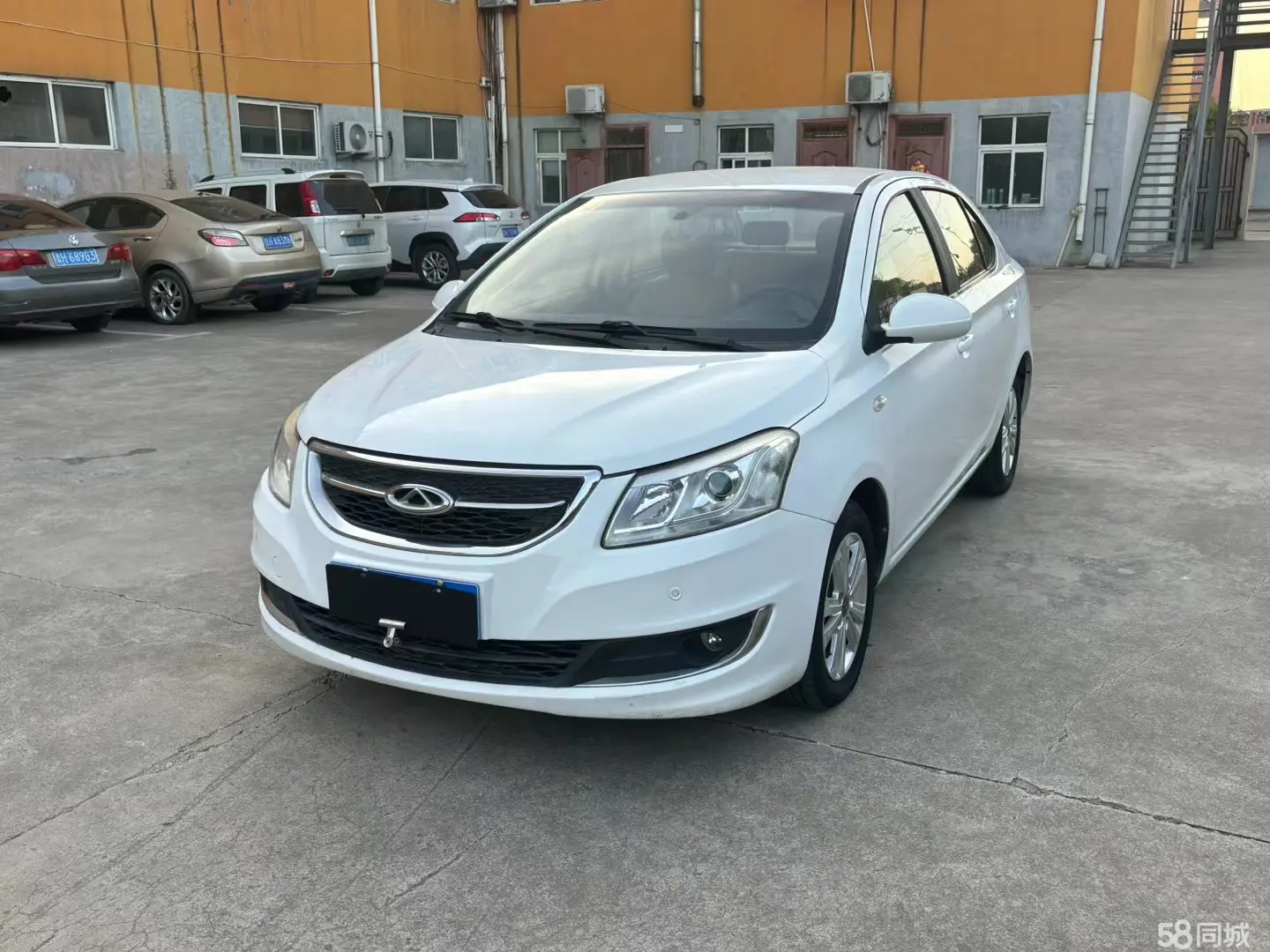 Chery E3 2015 car image 
