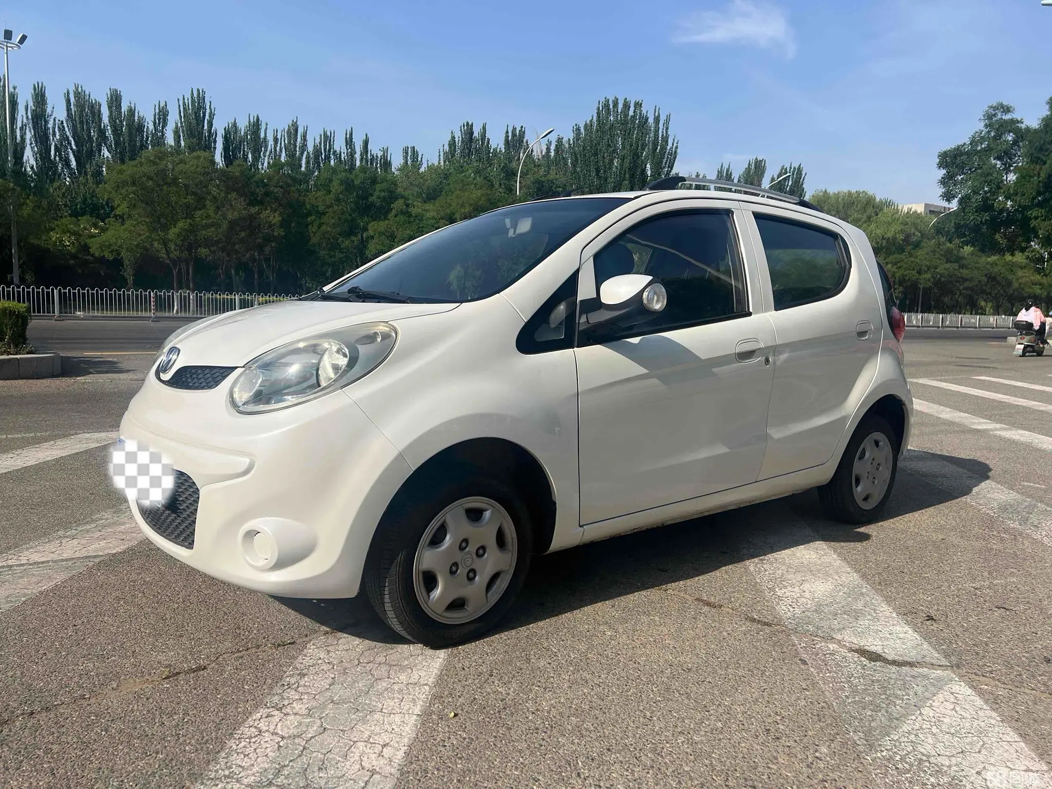 Changan BenBen MINI 2015 car image 
