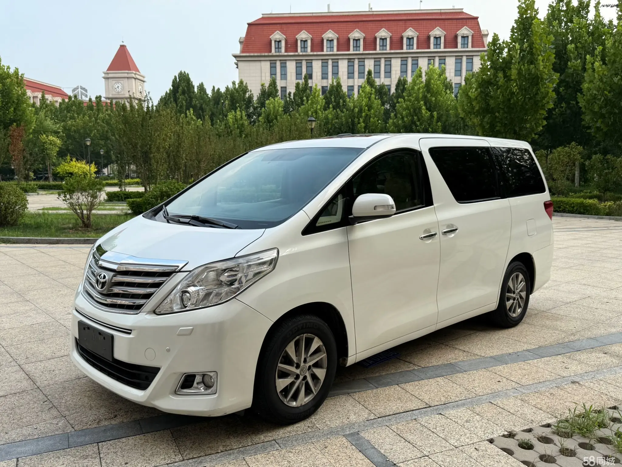 丰田 埃尔法 2013 汽车图片 