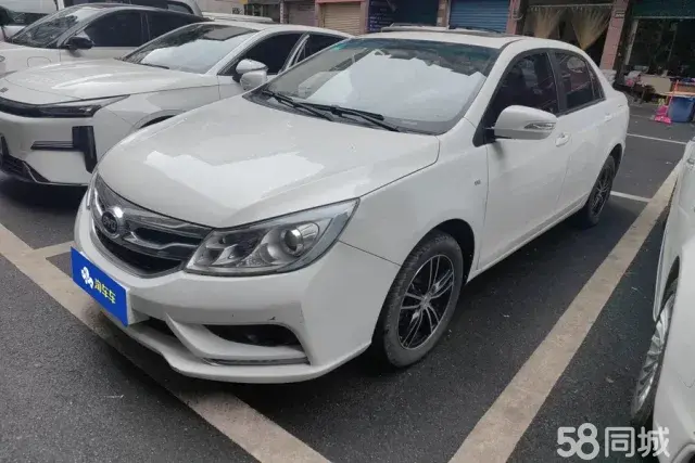 BYD SuRui 2015 car image 