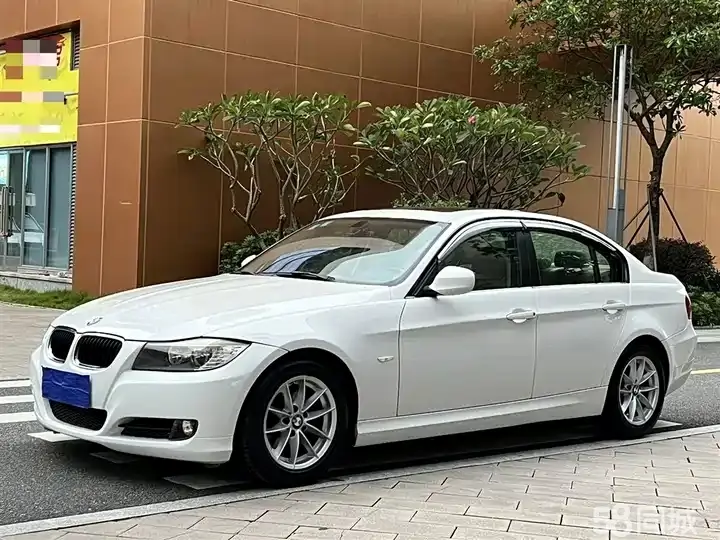 BMW 3 Series (Imported) 2012 car image 