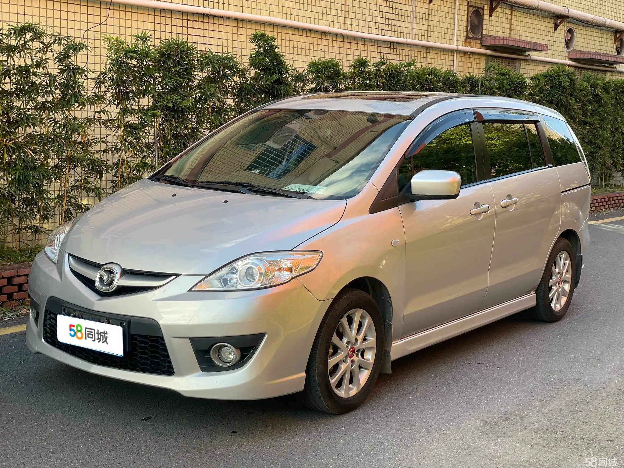 Mazda 5 2009 汽车图片 