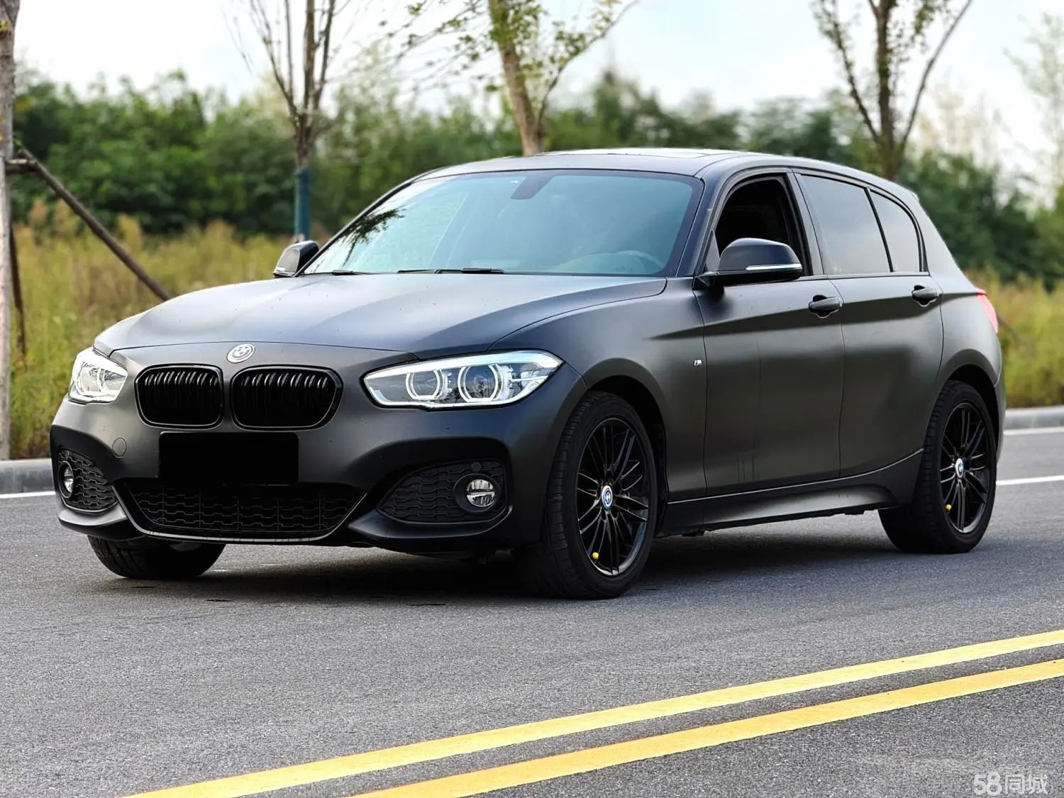 BMW 1 Series (Imported) 2015 car image 