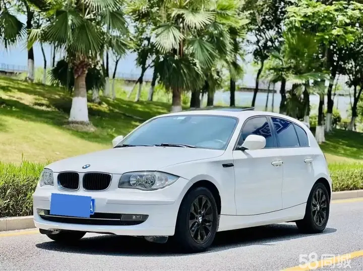 BMW M760Le 2009 car image 