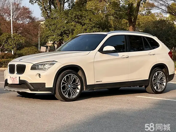 BMW X1 2015 car image 