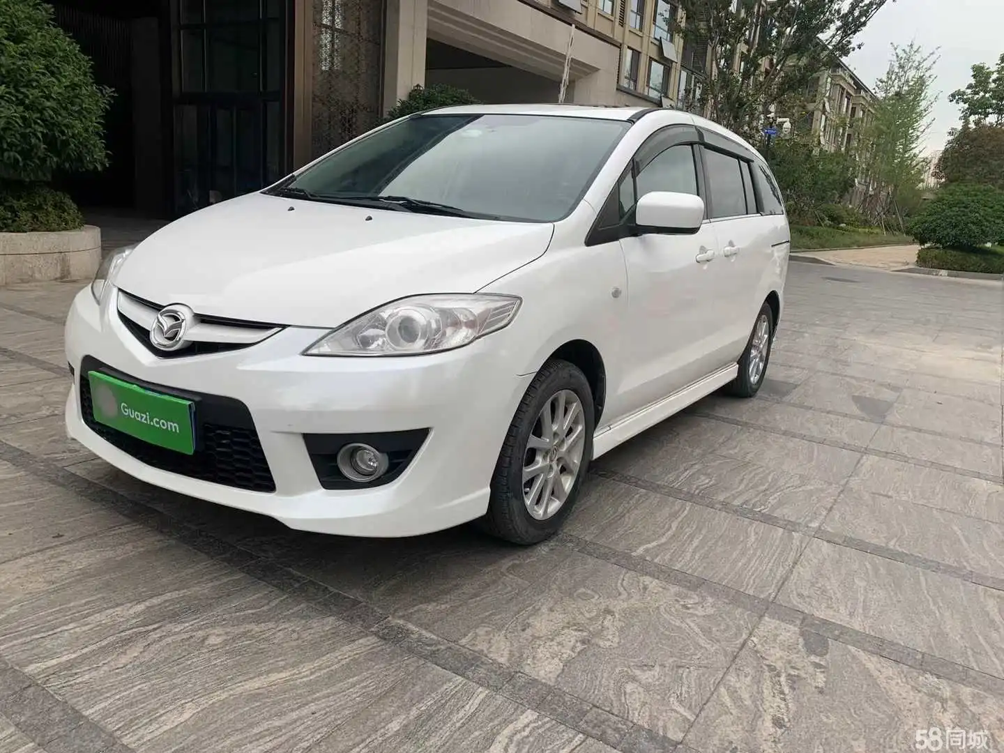 Mazda 5 2010 汽车图片 