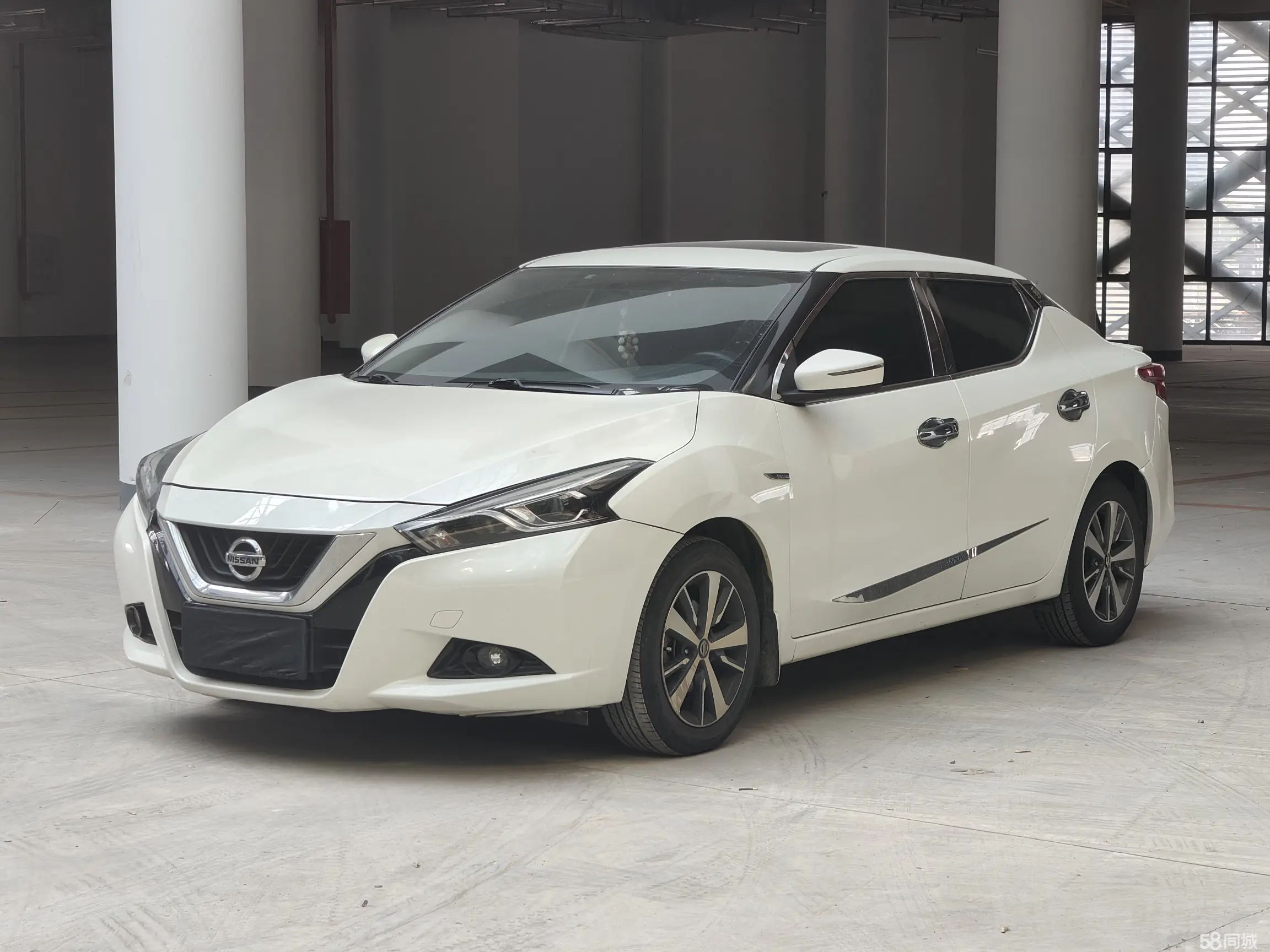 Nissan Lannia 2021 汽车图片 