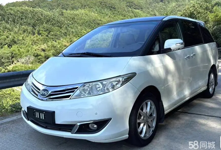 BYD M6 2013 car image 