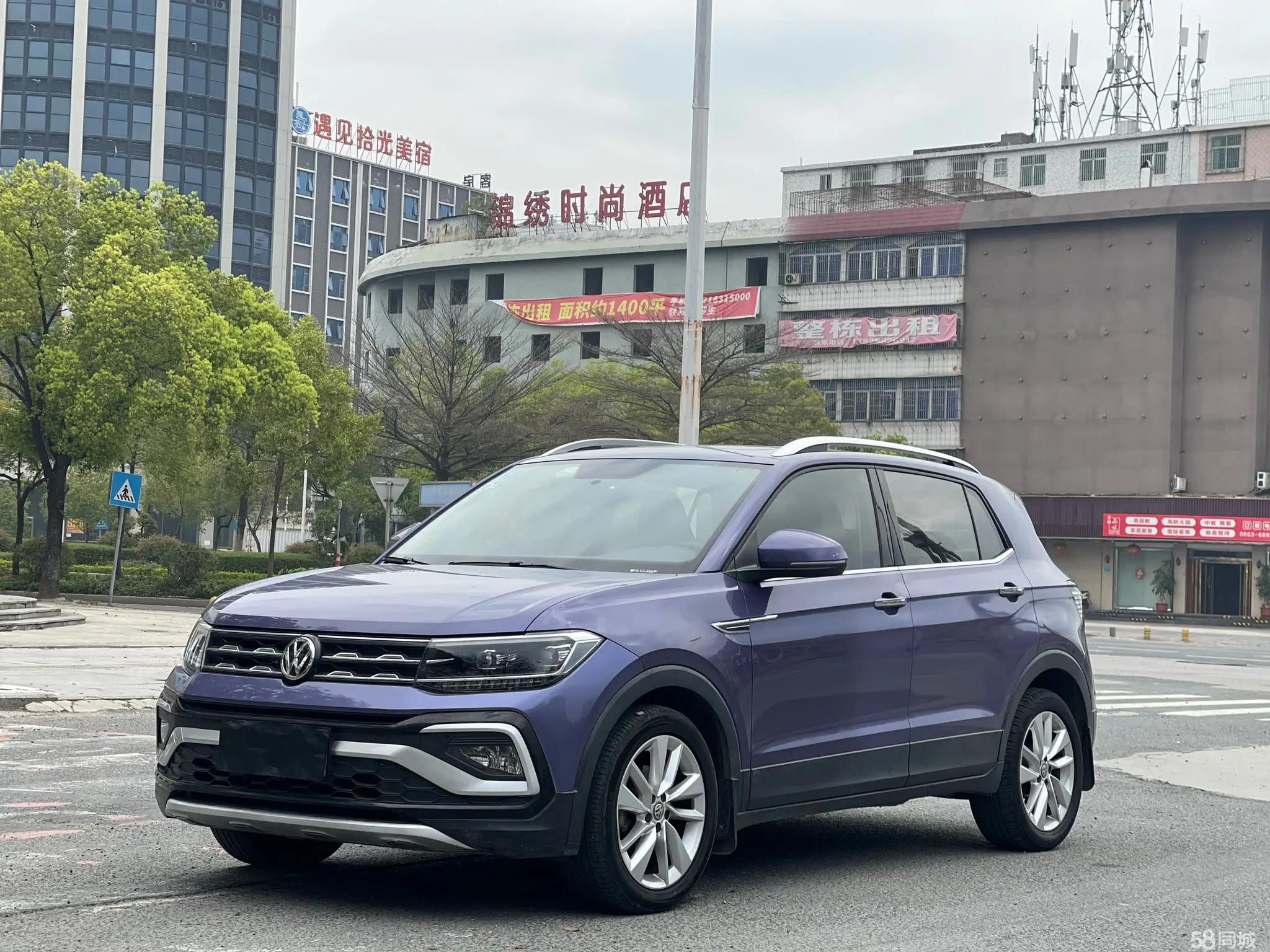 Volkswagen T-Cross 2019 immagine di auto 