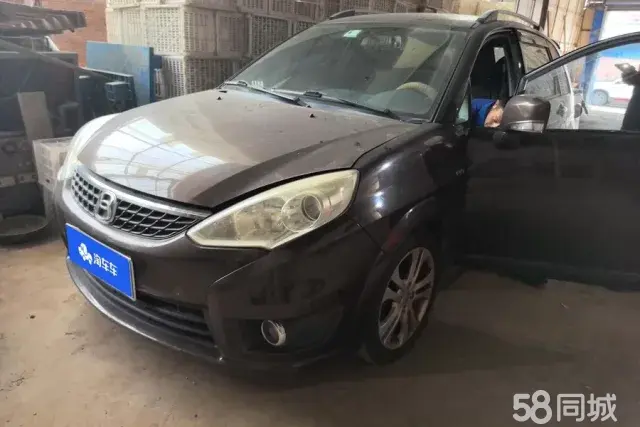 Suzuki Liana A6 2016 immagine di auto 