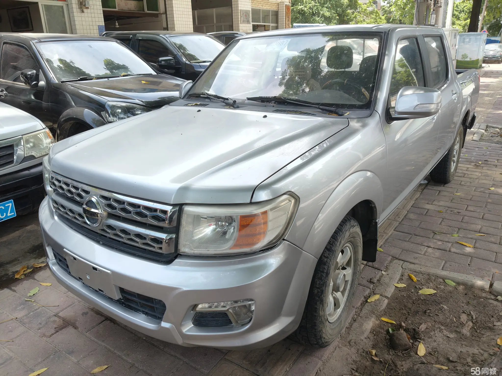 Nissan D22 2015 汽车图片 