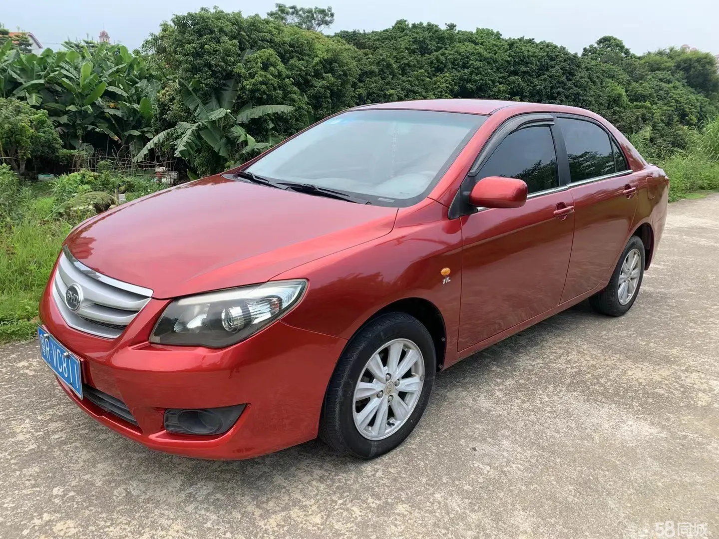 BYD L3 2013 car image 