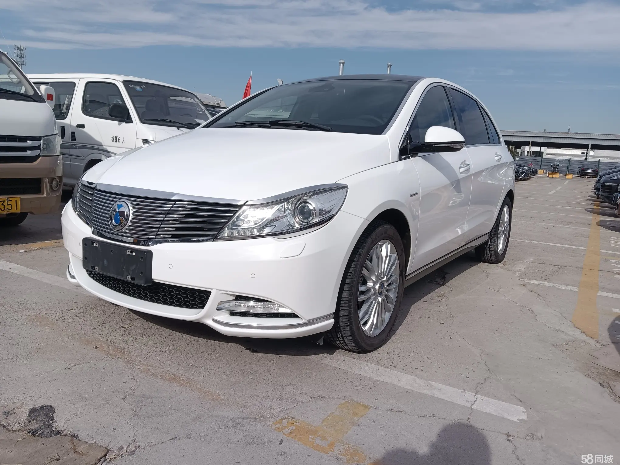 Denza DENZA 2017 car image 