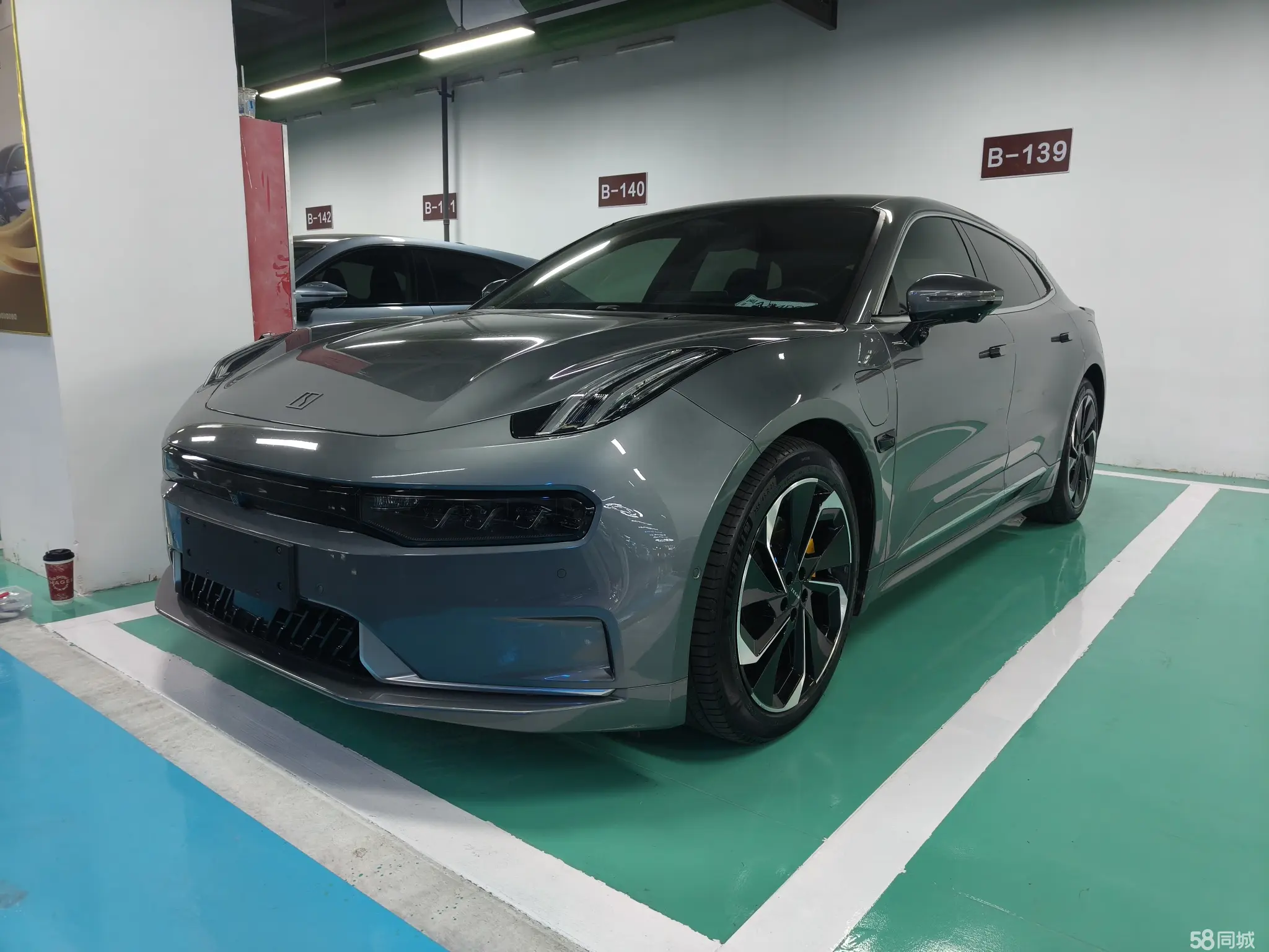 Zeekr 001 2022 汽车图片 