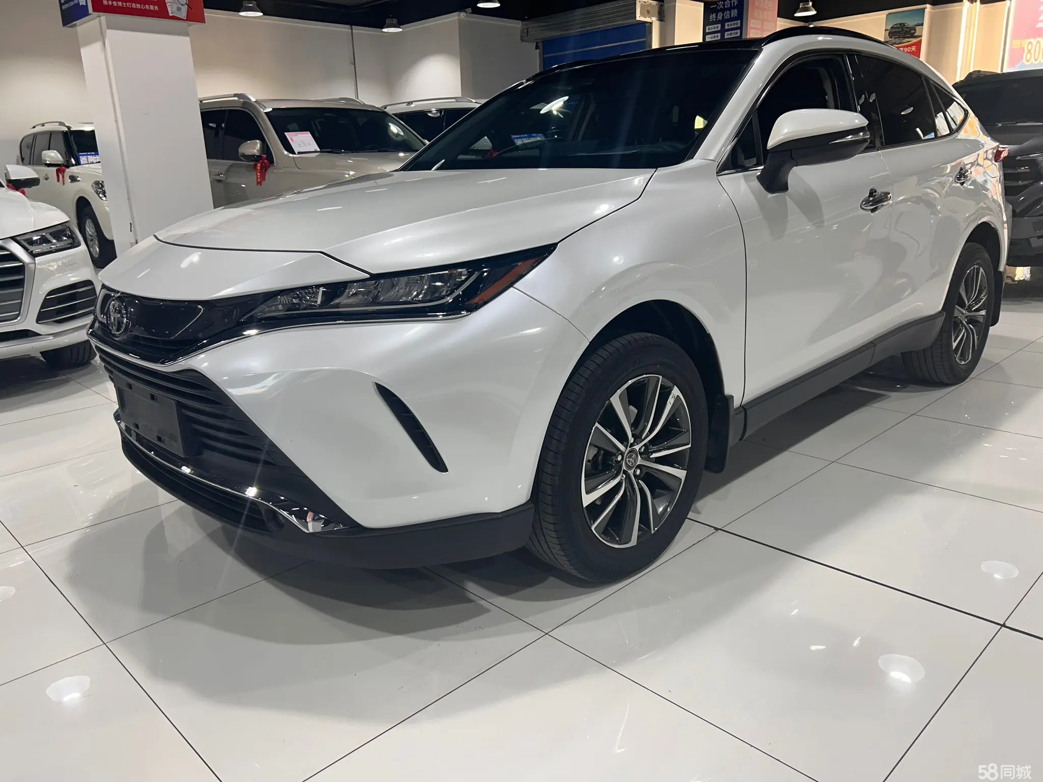 Toyota Harrier 2021 汽车图片 