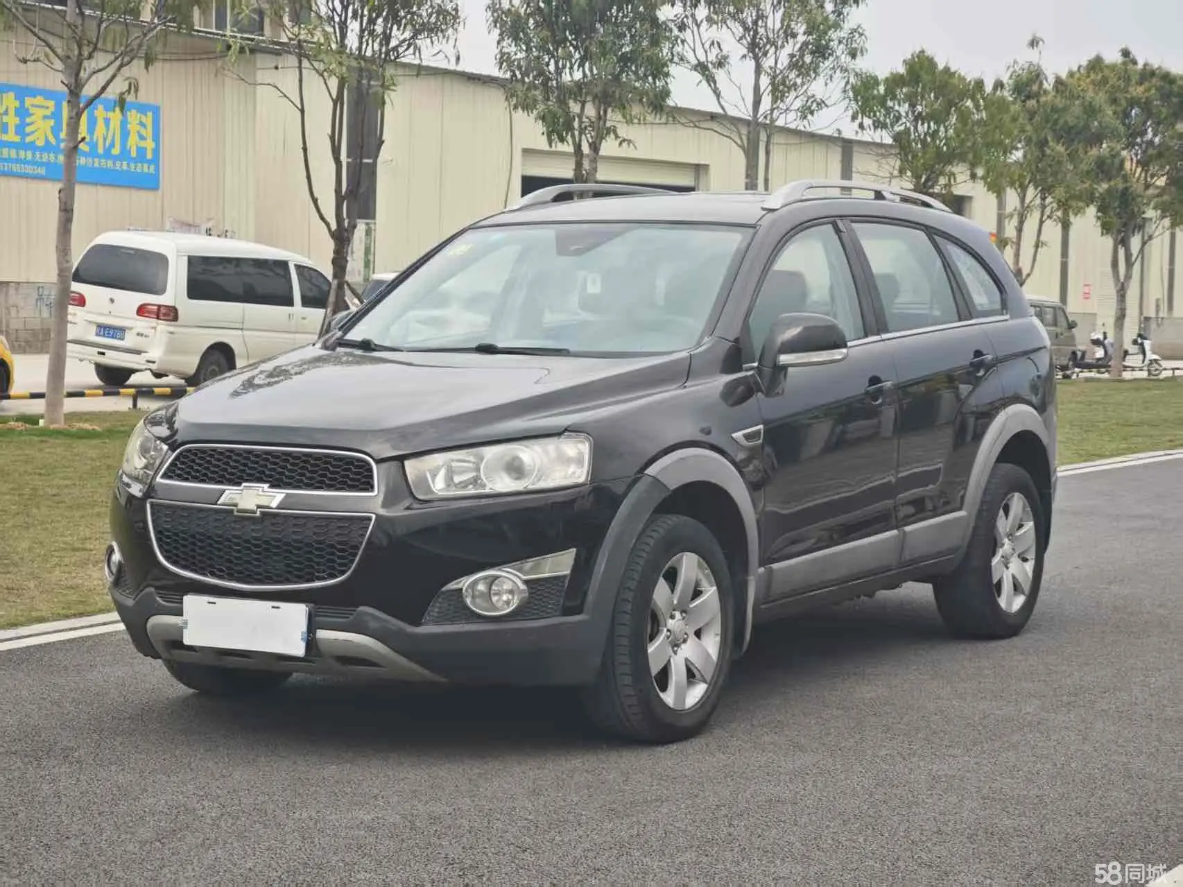 Chevrolet Captiva 2013 car image 