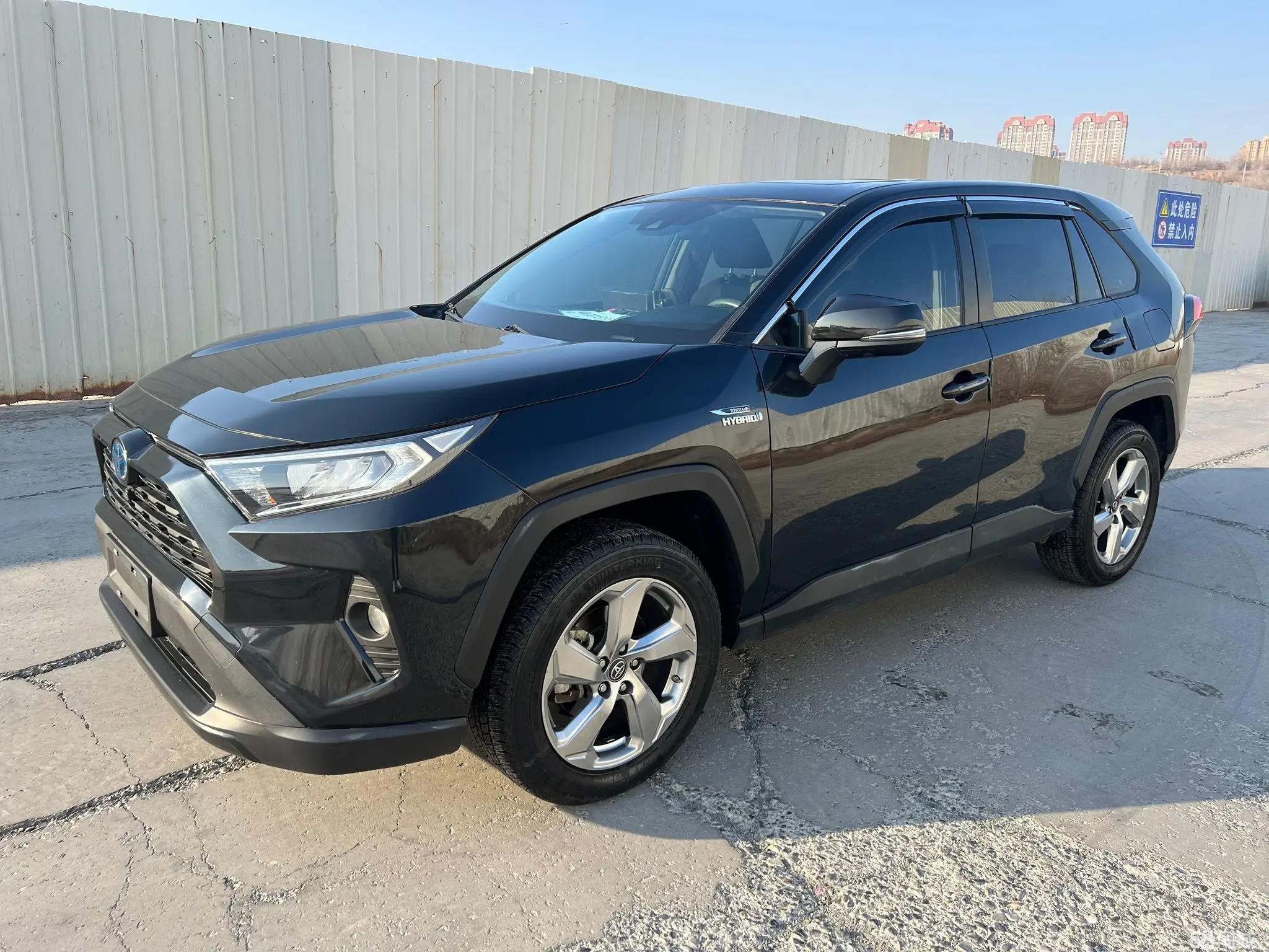 Toyota RAV4 Hybird E+ 2022 Toyota RAV4 Hybird E+ 2022 immagine di auto