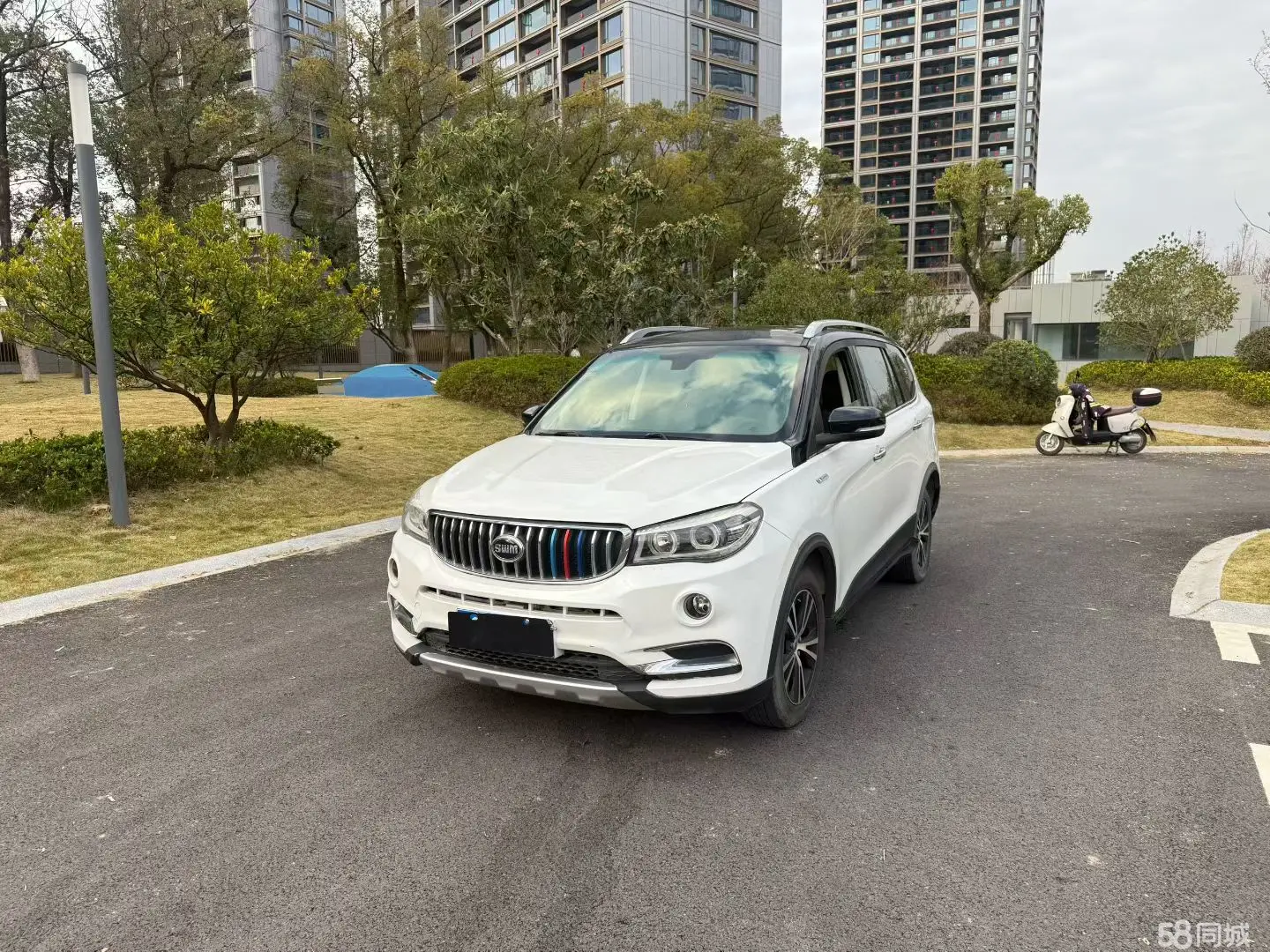 SWM X7 2019 SWM X7 2019 汽车图片