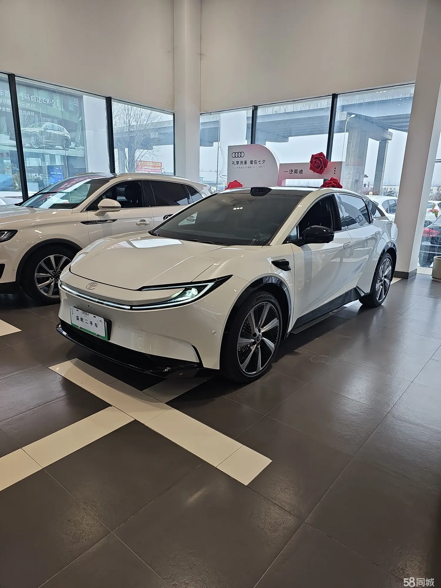 Toyota bZ5 2025 Toyota bZ5 2025 汽车图片